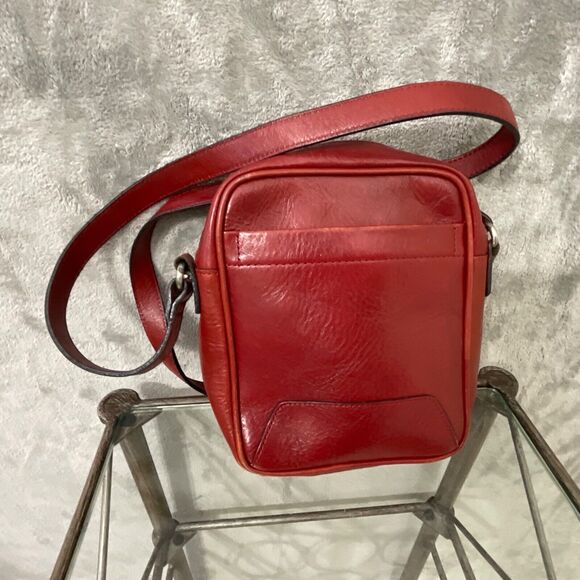 WILSONS LEATHER Pelle Studio Red Leather Bag Crossbody Purse - Picture 3 of 16